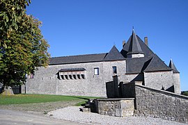 Samart - Château-ferme 1.JPG