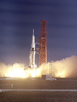 https://upload.wikimedia.org/wikipedia/commons/thumb/8/8b/Saturn_SA9_launch.jpg/250px-Saturn_SA9_launch.jpg