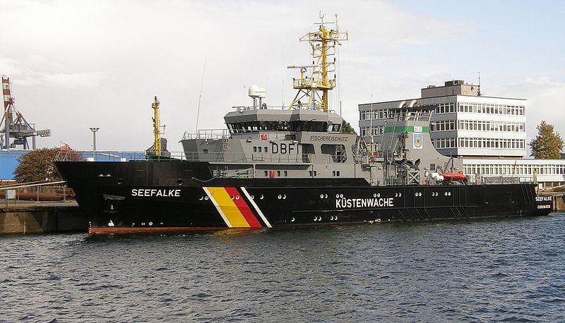 File:Seefalke (Schiff) 2010 02 (RaBoe).jpg