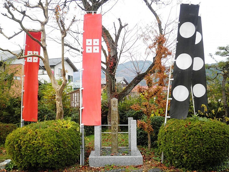 File:Site of Tōdō Takatora and Kyōgoku Takatomo's Positions.jpg