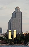 State Tower desde lejos - Bangkok.jpg