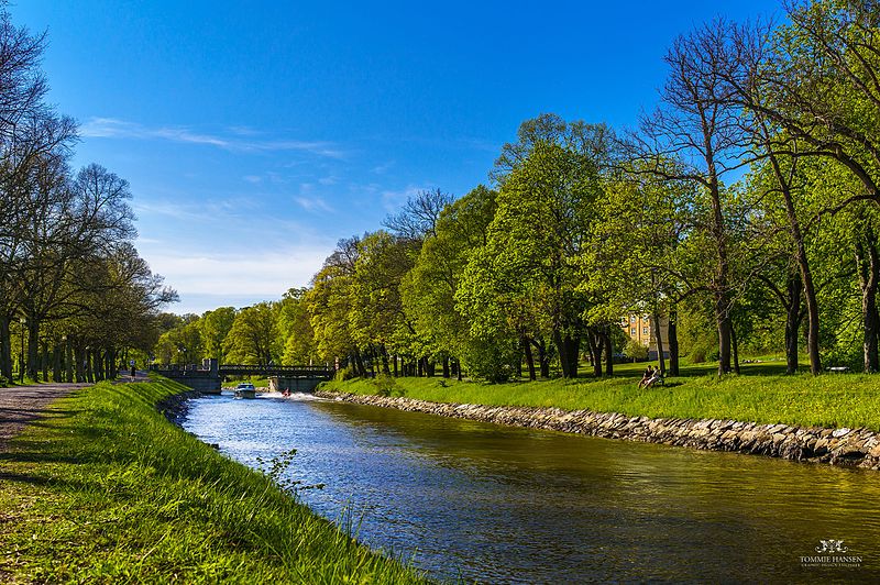 File:Stream, bridge and boats at Djurgården, east of Stockholm (Sweden) - panoramio (1).jpg