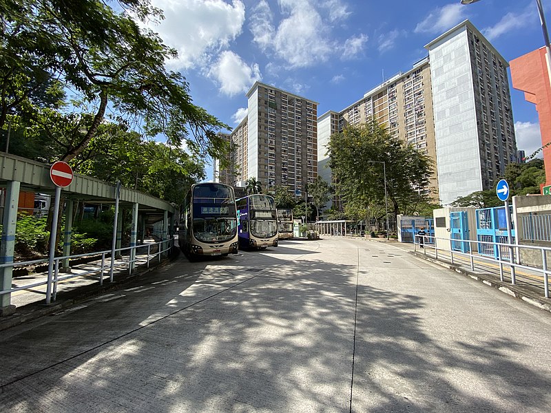 File:Sun Tin Wai Bus Terminal 202011.jpg