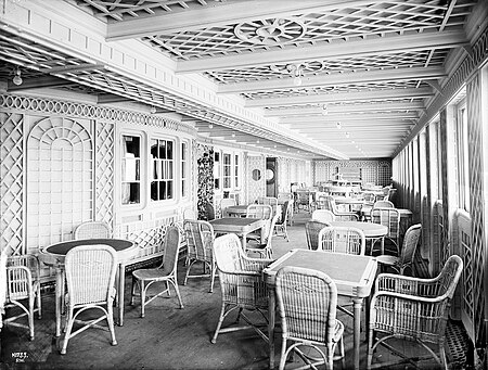 Tập_tin:Titanic_cafe_parisien.jpg