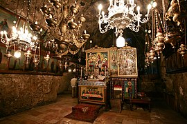 Tomb of the Virgin Mary. Altar.jpg