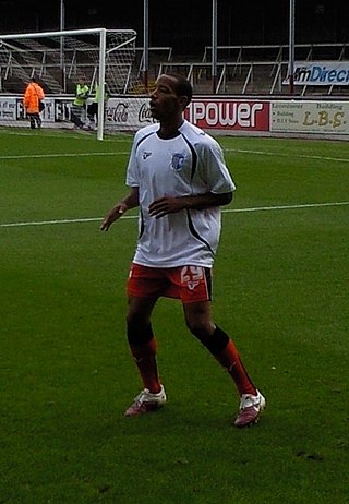 <span class="mw-page-title-main">Tony Sinclair (footballer)</span> English footballer