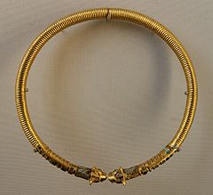 Ribbed torc with lion heads, Achaemenid artwork, excavated by Jacques de Morgan, 1901, found in the Acropole Tomb
