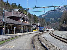 Brunig-Hasliberg rail road station TrainApproachingBruenigHasliberg.JPG