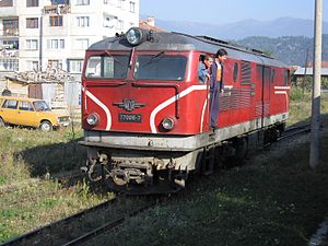 Triebfahrzeug BDZh 77005-7.jpg