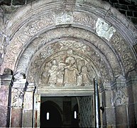 Tímpano románico del portal sur