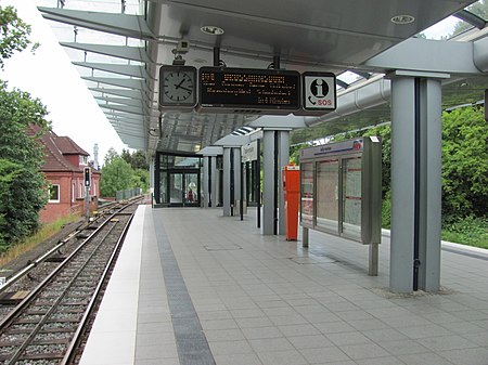 U Bahnhof Trabrennbahn 4