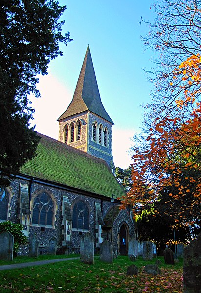File:UK London - St Nicholas Church in autumn, Sutton.jpg