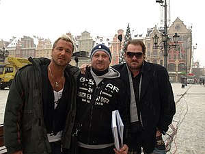 Berggren (derecha) junto a Ulf Ekberg (izquierda) y un fanático, en diciembre de 2010.