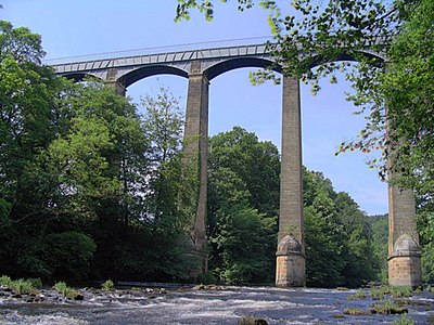 Pontcysyllte Aqueduct carrying the Llangollen Canal over the River Dee.
