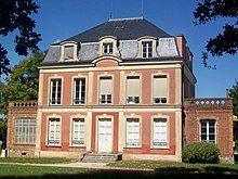 Vémars (95), mairie - château de la Motte 2.jpg