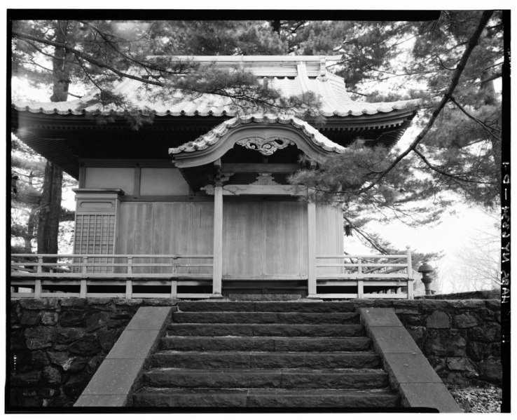 File:VIEW UP STAIRS TO 1910 TEA HOUSE, BUILT BY UYEDA AND TAKAHASHI AS CHINESE STYLE SHRINE - Kykuit, Japanese Tea House, 200 Lake Road, Pocantico Hills, Westchester County, NY HABS NY,60-POHI,1D-1.tif