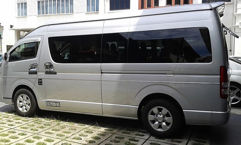 File:Van 16 Seater.jpg