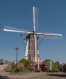 Mølle "De Adriaan"]]