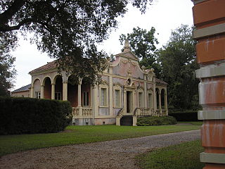 <span class="mw-page-title-main">Villa Albicini</span> Historic house in Macon, Georgia, US