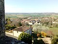 Français : Vue depuis la terrasse du château de Villebois-Lavalette, Charente, France