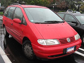 Volkswagen-Sharan-1.jpg