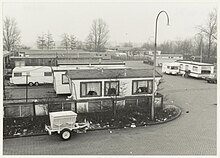 Travellers' caravan site in Haarlem, Netherlands, in 1985 Woonwagenkamp Waarderveld. NL-HlmNHA 54016603.JPG