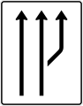 Zeichen 541-21 Aufweitungstafel; Darstellung ohne Gegenverkehr: zwei vorhandene und ein zusätzlicher Fahrstreifen rechts in Fahrtrichtung