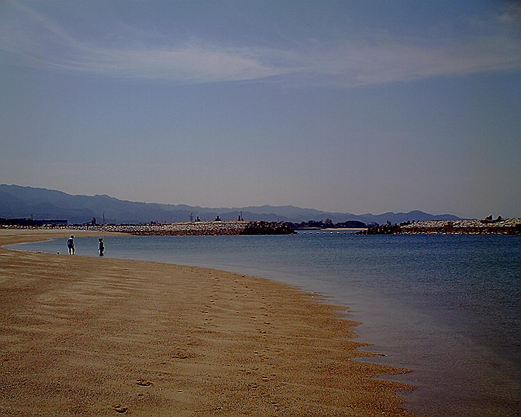 File:長浜海水浴場 - panoramio - 米田賢一.jpg