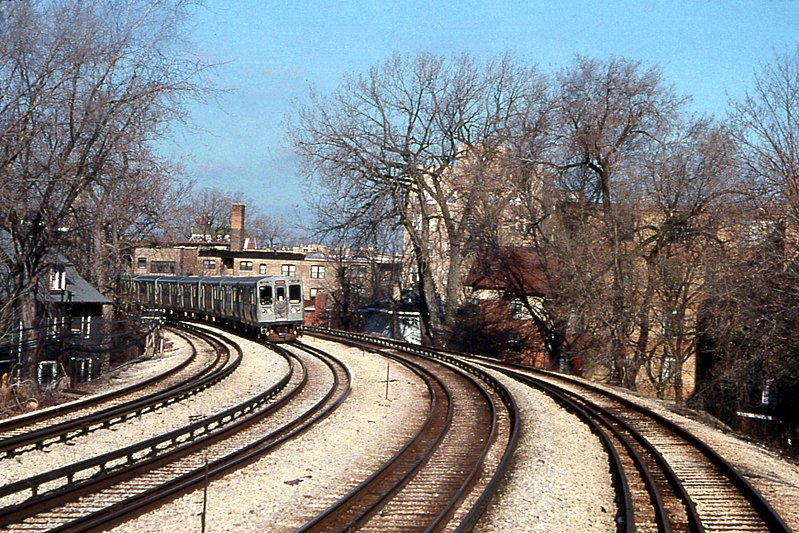 File:19991210 15 CTA North Side L near Touhy Ave. (7040689669).jpg