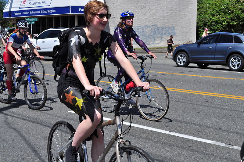 File:2014 Fremont Solstice cyclists 012.jpg