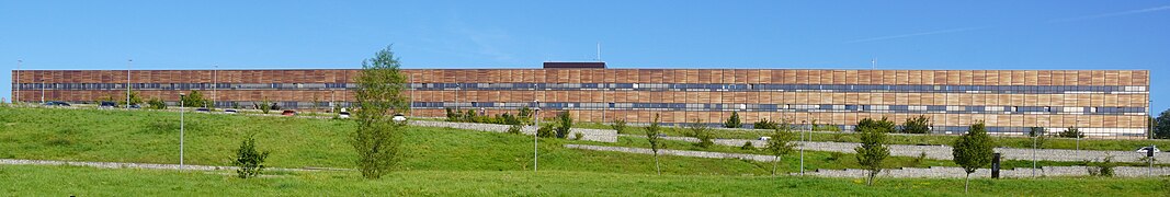 Vue du monospace hospitalier de l'hôpital Nord Franche-Comté sur toute sa longueur.