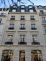 File:Avenue Montaigne, Paris 8e.jpg - Wikimedia Commons