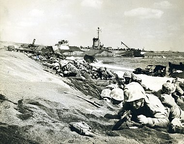 4th Marine Division on Beaches at Iwo Jima D-Day, 19 February 1945 (48299054737).jpg