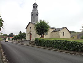 The church in Le Châtenet-en-Dognon