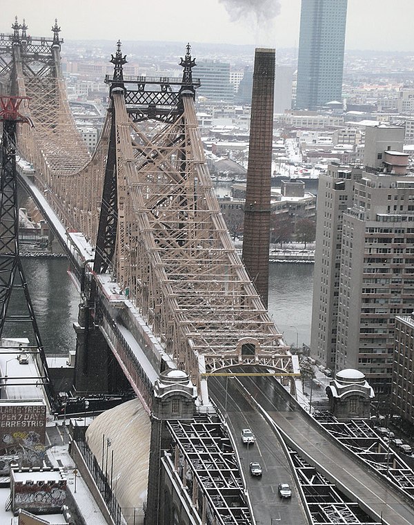 Looking east from Manhattan toward Queens