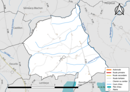 Carte en couleur présentant les réseau hydrographique de la commune