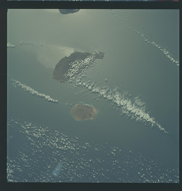 Apollo 9 image of the islands of Santiago and Maio, Cape Verde (until 1975, also known as Portuguese Cape Verde), Santiago is in the top middle. North is right AS09-22-3429.jpg