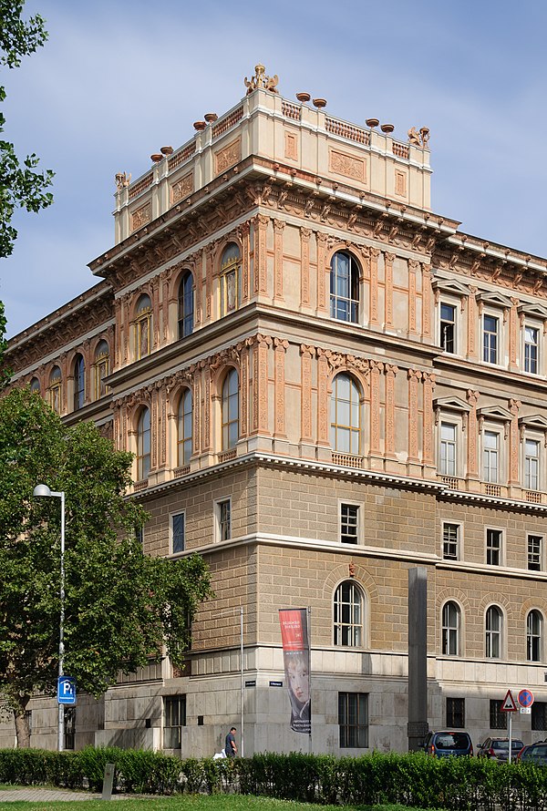 Fragment of the main building of the Academy of Fine Arts in Vienna