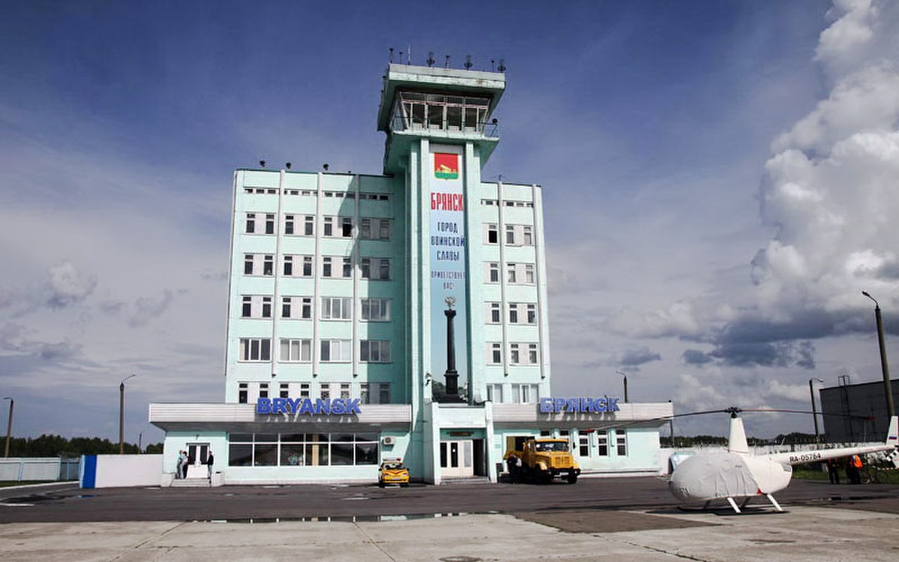 старый брянский аэропорт