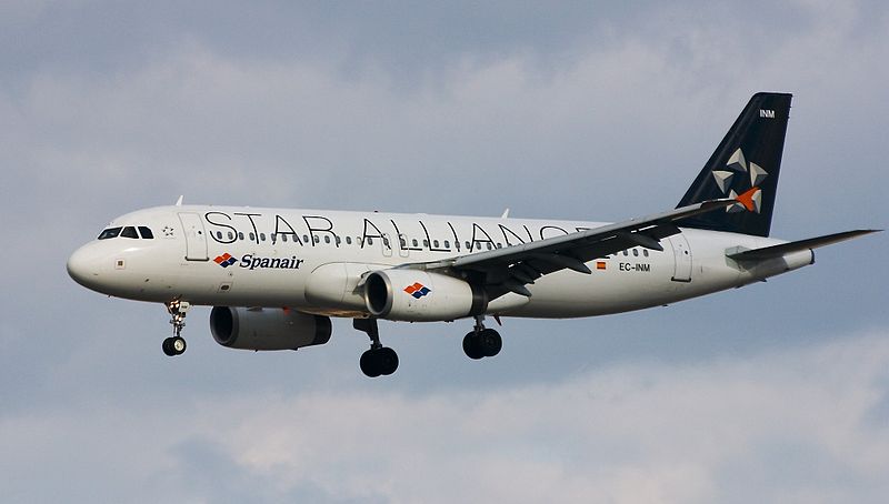 File:Airbus A320-232 - Spanair - EC-INM - 200503051646.jpg