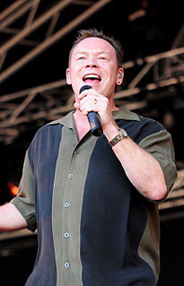 Ali Campbell English singer and songwriter