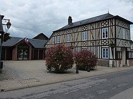 Gemeentehuis (in Amfreville-la-Campagne)
