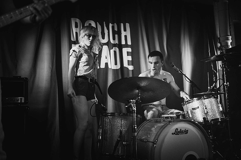 File:Amyl and the Sniffers at Rough Trade (51706171197).jpg