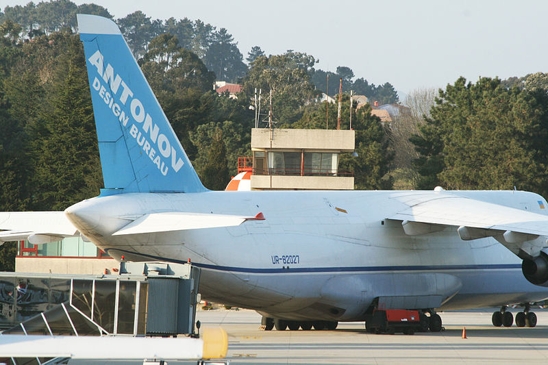 File:Antonov An-124 en Vigo (5513090162).jpg