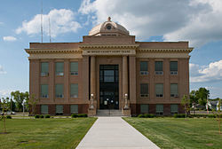 Ashley, North Dakota - County Courthouse (dipotong).jpg