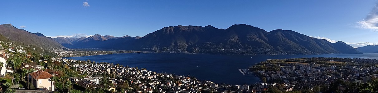 from North, Orselina, Muralto, Locarno ... mit dem Monte Gambarogno