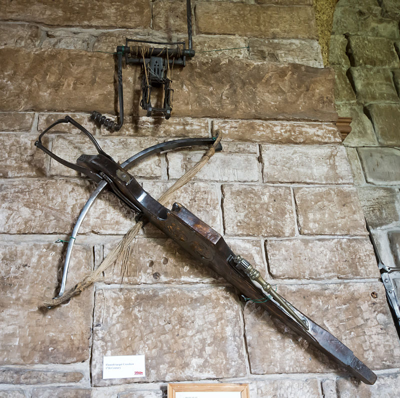 Bamburgh Castle (8051530609).jpg