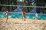 Deutsch: Beachvolleyball bei den Olympischen Jugendspielen 2018; Tag 8, 14. Oktober 2018; Mädchen, Achtelfinale – Bolivien-Puerto Rico 0:2 (18–21/18–21 ) English: Beach volleyball at the 2018 Summer Youth Olympics at 14 October 2018 – Girls Round of 16 – Bolivia-Puerto Rico 0:2 (18–21/18–21 )