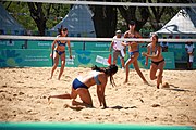 Deutsch: Beachvolleyball bei den Olympischen Jugendspielen 2018; Tag 8, 14. Oktober 2018; Mädchen, Achtelfinale – Mexiko-China 0:2 (15–21/16–21) English: Beach volleyball at the 2018 Summer Youth Olympics at 14 October 2018 – Girls Round of 16 – Mexico-China 0:2 (15–21/16–21)