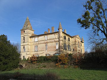 Château de Bonrepos au village de Bonrepos-Riquet, en Haute-Garonne.